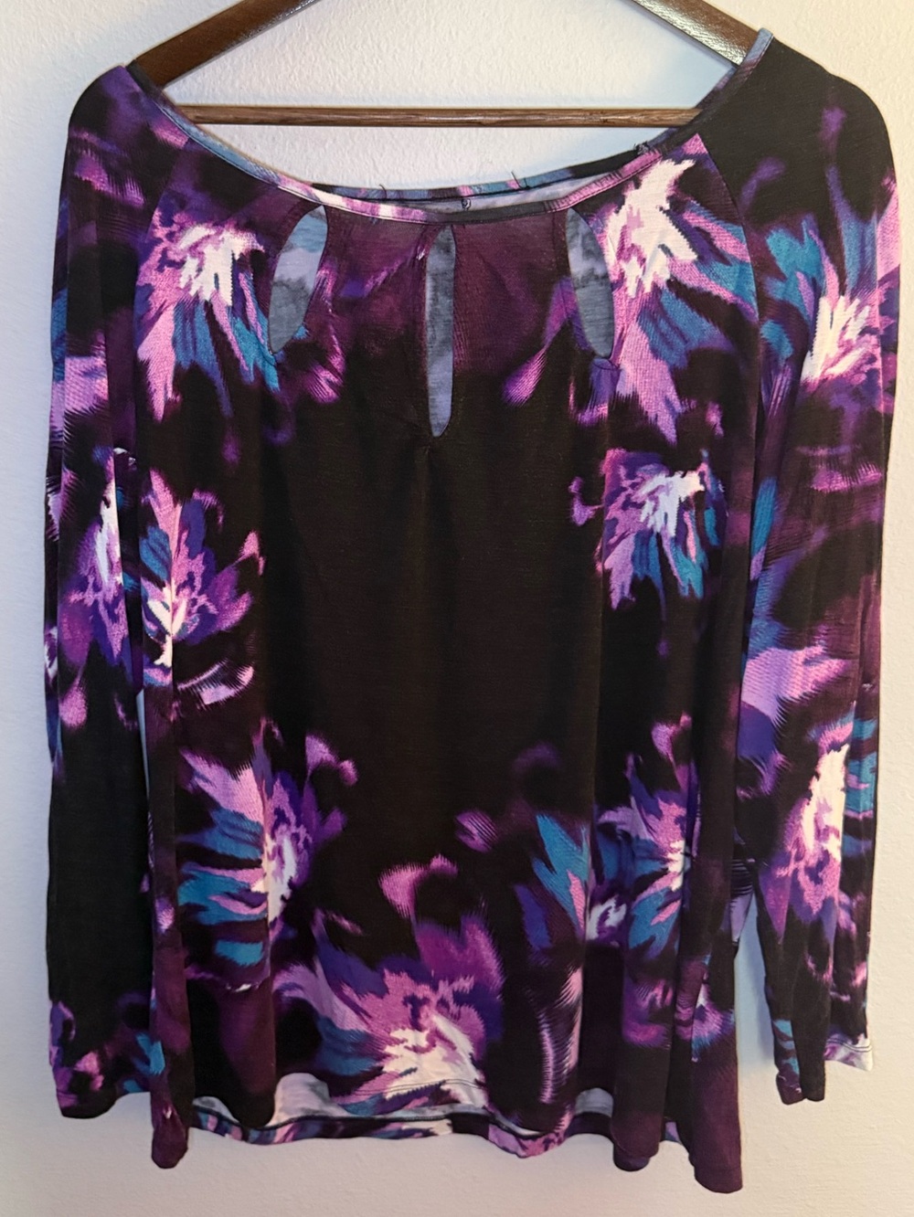 Jennifer Lopez Black Long Sleeve Floral Keyhole Top with Purple & Blue Accent